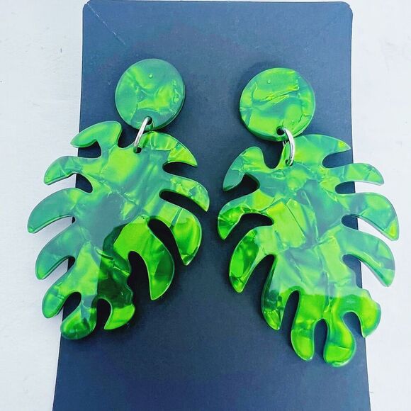 Tropical Green Palm Leaf Earrings Vacation Beach Summer - Picture 3 of 4